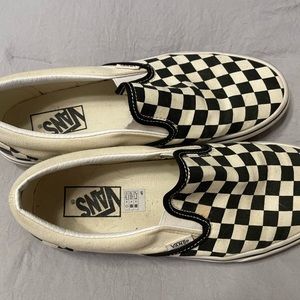 Checkerboard Vans in great used condition. Sz Mens 7.0 womens 8.5